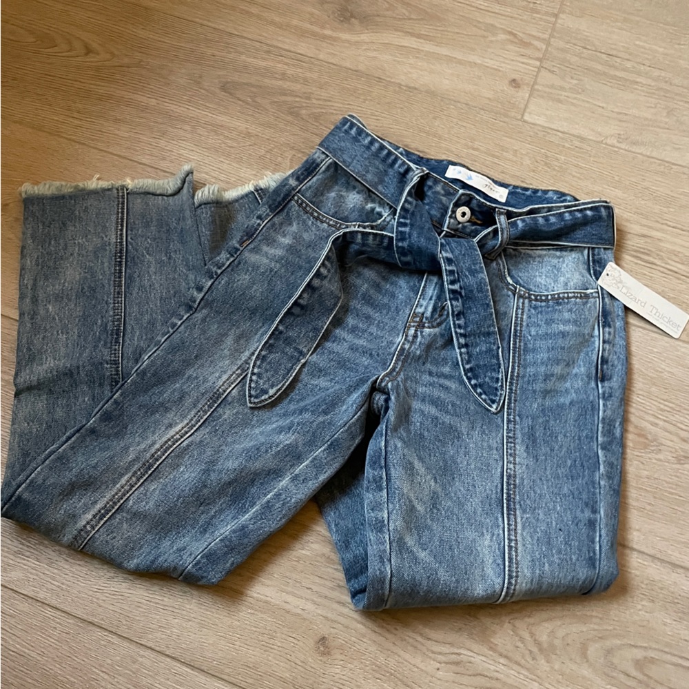 Lizard Thicket Belted Denim Jeans with flare leg